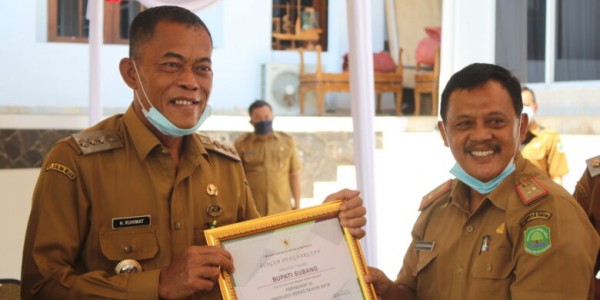 Subang Dapat Penghargaan Dari Kementan, Peringkat Ke-3 Produksi Beras Tertinggi