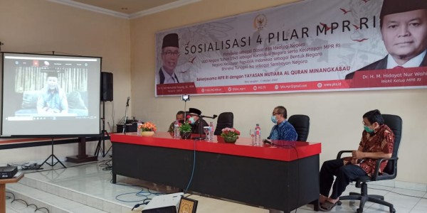 Hidayat Nur Wahid : Tidak Sulit Memahami dan Melaksanakan Pancasila
