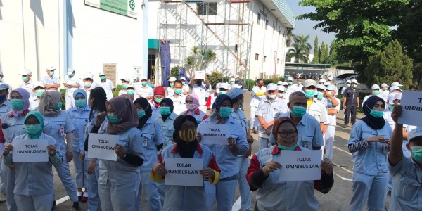 Hari Ketiga Mogok Nasional, Buruh Tetap Pusatkan Aksi Di Daerah Industri