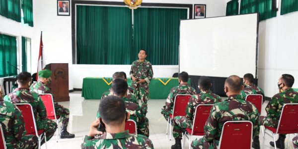 Tingkatkan Kreatifitas, 13 Bintara Abit Diktukba Dilepas