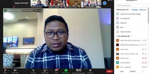 Dapat Penghargaan Teropong Democracy Award 2020, Irwan Tegaskan Komitmen Akan Terus Kritis 