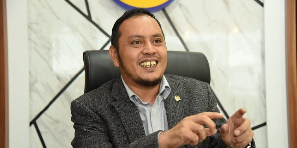 Soal Spektrum Frekuensi, DPR: Aneh Jika Ada Perusahaan yang Tidak Ingin Berinvestasi 5G