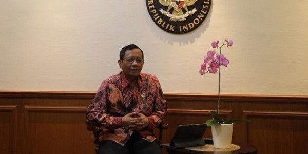 Menko Polhukam: Lewat Surat, Pak Gatot Menerima Bintang Mahaputera