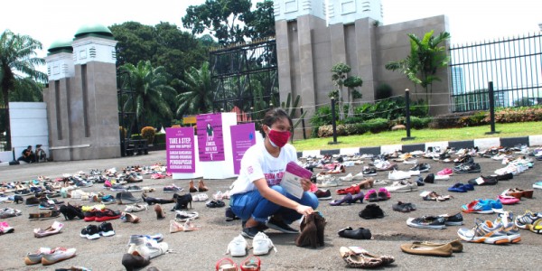 Stop Kekerasan Pada Perempuan
