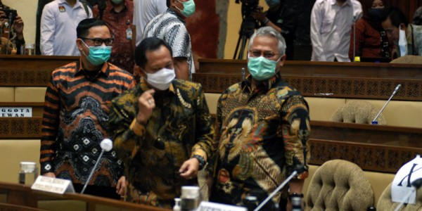 Raker KPU Mendagri , Bawaslu Dan Komisi II DPR