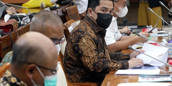 Menteri BUMN Bahas Sosialisasi Vaksin Covid-19