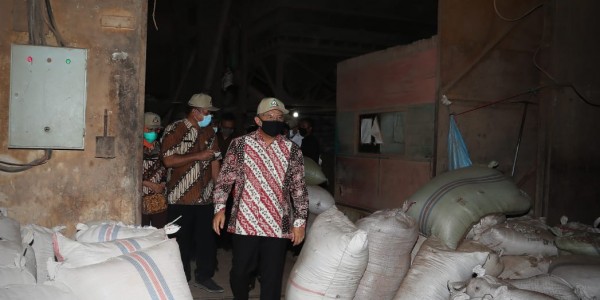 Kemenkop Perkuat Korporatisasi Peternak di Industri Susu
