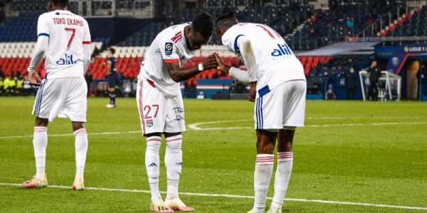Lyon Permalukan PSG di Kandangnya