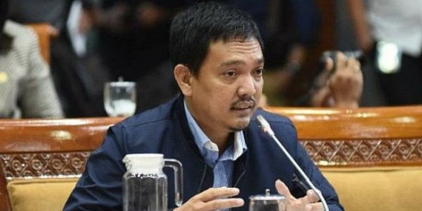 DPR Minta Pemerintah Prioritaskan Tenaga Pendidik Penerima Vaksin Covid-19