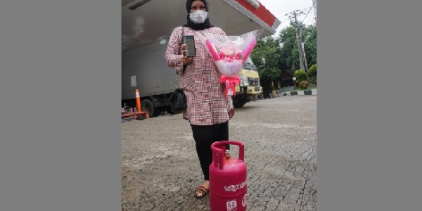 Hari Ibu, Pertamina Berikan Gratis Bright Gas pada Pelanggan Setia Pertamax Turbo di Sulawesi Selatan dan Tenggara