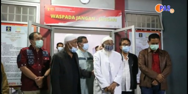 Bebas Murni, Abu Bakar Ba’asyir Sampaikan Terima Kasih Karena Diberi Kelonggaran