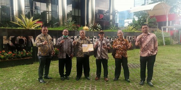 Surati Ketua KPK, API Minta Koruptor Bansos Covid-19 Dihukum Mati