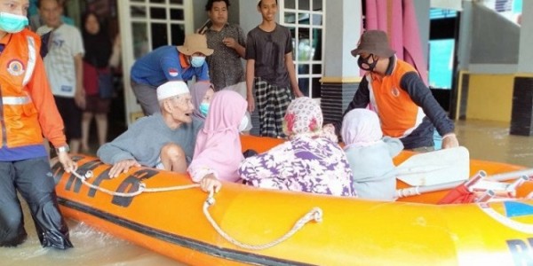 Banjir di Kalsel Rendam 10 Kota, Hampir 40 Ribu Masyarakat Terpaksa Mengungsi