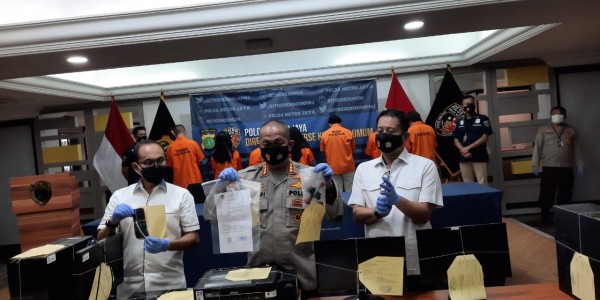 Polisi Tangkap Komplotan Pemalsu Surat Swab, Diotaki Karyawan Klinik