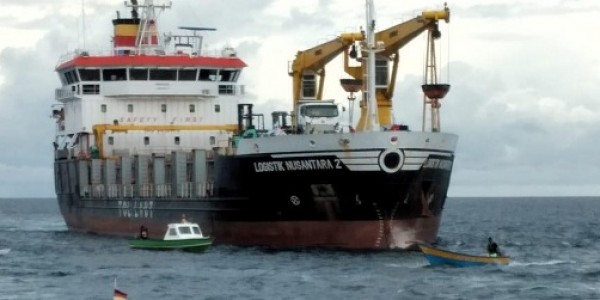 Resmi Beroperasi, Kapal Tol Laut Logistik Nusantara 2 Tiba Di Pelabuhan Depapre