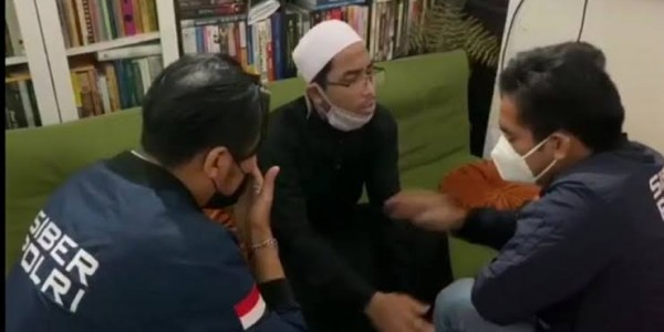 Berkas Ustaz Maaher Telah Dilimpahkan ke Kejaksaan, Sempat Ingin Temui Habib Luthfi