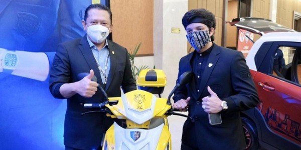 Bamsoet Ingin Percepat Migrasi Kendaraan Berbahan Bakar Minyak ke Kendaraan Listrik