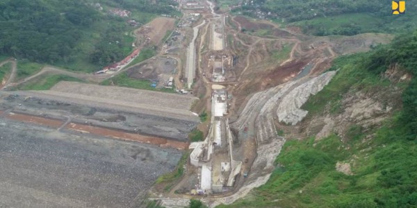 Dukung Ketahanan Pangan, Empat Bendungan di Jatim Ditargetkan Rampung Pada 2021