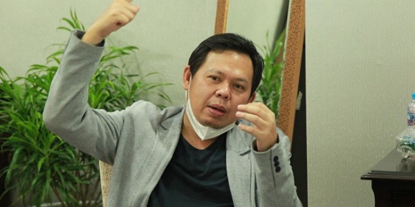 Sultan Minta Presiden Pertimbangkan Keinginan Senator Cabut Izin Miras di Papua