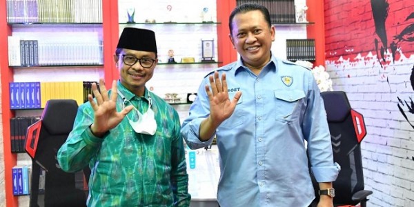 Bamsoet Bahas Kiprah Imam Shamsi Ali di Dunia Internasional