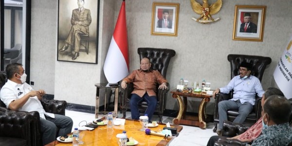 Ketua DPD RI Dukung Perda Pemanfaatan Lahan Tidur di Sumbar