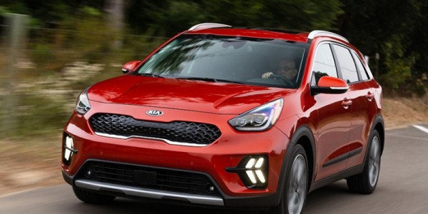 Perusahaan Kia Umumkan Harga crossover Niro Hybrid dan Plug-in Hybrid