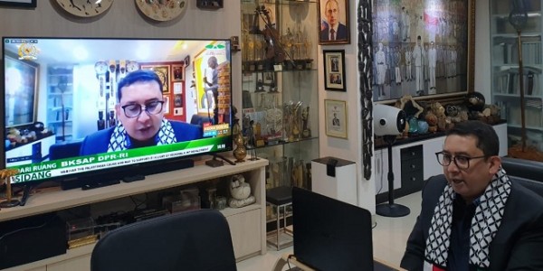 Fadli Zon Desak Pemerintah Cabut Kebijakan Impor 1 Juta ton Beras