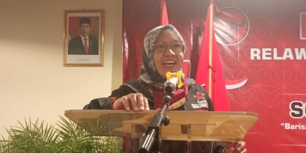 Pemerintah Ngotot Impor Beras, Repdem Minta Jokowi Evaluasi Mendag dan Mentan