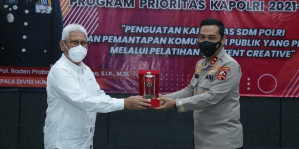 Tindaklanjuti 100 Hari Program Prioritas Kapolri, Divhumas Gelar Pelatihan Konten Kreatif