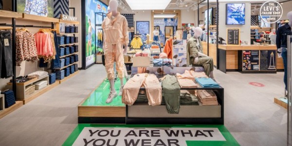 Usung Konsep Baru, Levi's Resmikan Toko Terbesar di Indonesia