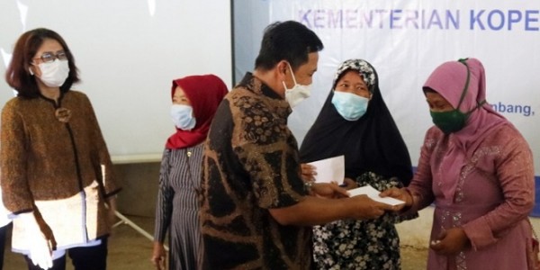 Tingkatkan Kesejahteraan Hidup, Para Korban Tsunami Panimbang Didorong Bentuk Koperasi