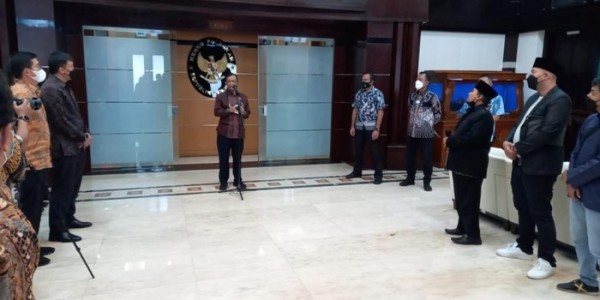Virtual Police Selesaikan Ajakan Kekerasan Terhadap Mahfud MD dengan Mediasi