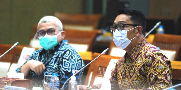 Rapat Dengar Pendapat Ridwan Kamil Dengan Komisi VII DPR