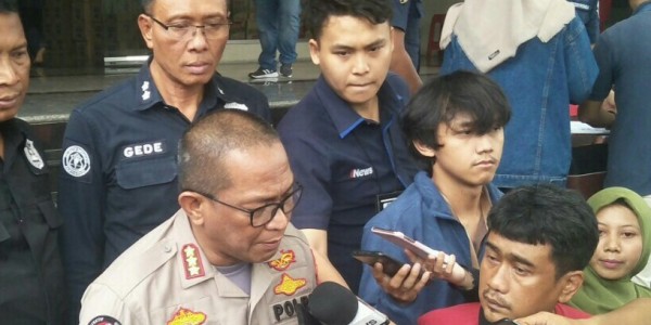 Polisi Tangkap Pemasok Senjata ke Koboi Duren Sawit