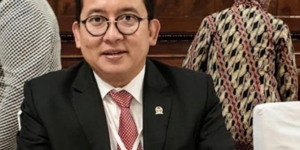 Ada UU Cipta Kerja, Fadli : Kesejahteraan Buruh Semakin Terpuruk