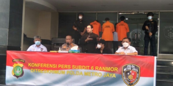 Muda dan Berbahaya, Seorang Wanita Jadi Otak Pencurian 50 Mobil Sewaan