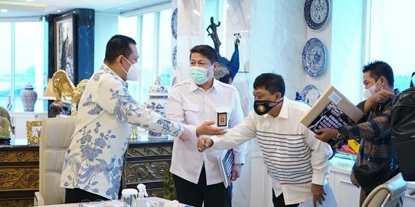 Bamsoet Gelar Turnamen Catur Nasional Indonesia Master, Piala Bergilir Ketua MPR RI dan Piala Tetap Menpora