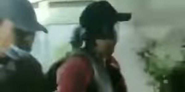 Sistem COD Kembali Makan Korban, Kurir di Ciputat Diancam Samurai