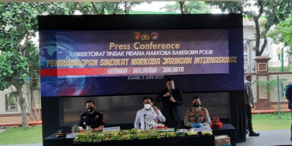 Bareskrim Ungkap Peredaran Narkoba Jaringan Eropa, 13.865 Butir Ekstasi Disita