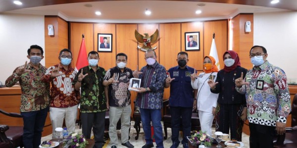 Ketua DPD RI Dicurhati Petani Sawit