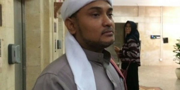 Jemaah Haji Batal Berangkat, Novel PA 212: Menterinya Tak Jelas Latar Belakang Pendidikan Agamanya