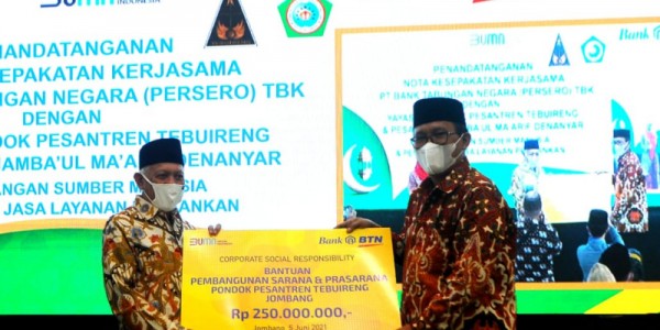 BTN Salurkan Bantuan CSR Ke Ponpes Tebuireng Jombang