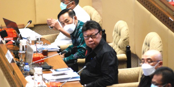 Komisi II Raker Dengan Menpan RB RI