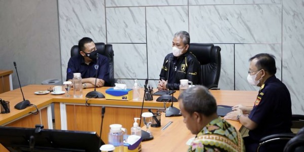 IMI dan Bea Cukai Sepakat Kerjasama Optimalisasi FIA Carnet de Passage en Douane (CPD)