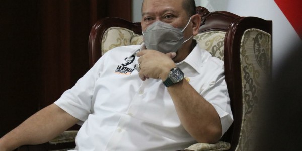 Kasus Covid-19 Melonjak, Ketua DPD RI Minta Sekolah Tatap Muka Ditunda