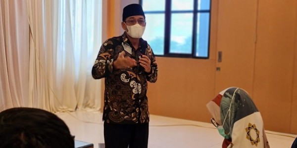 Menteri Erick Promosikan Obat Cacing, DPR : Jangan Jualan Obat
