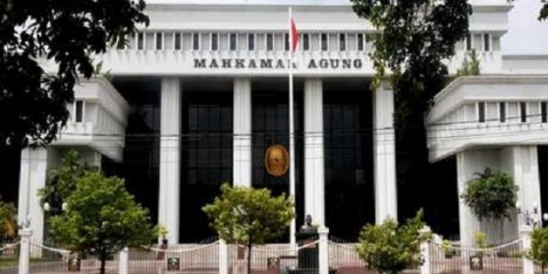 Kasus Jual Beli Villa, Korban Minta Ketua MA Ganti Hakim yang Netral untuk PK 2 Narapidana