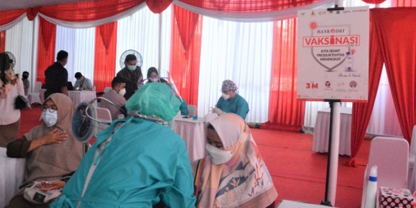 Bank DKI Lakukan  Layanan Covid 19 Kepada Warga Setempat