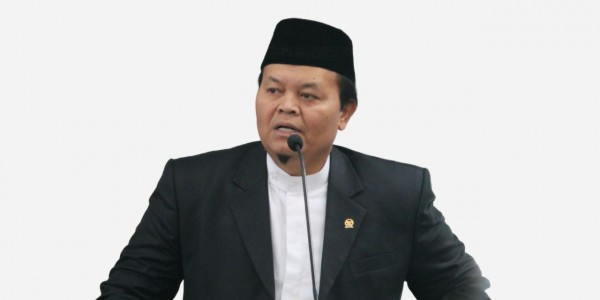 HNW Desak Pemerintah Tutup Pintu Kedatangan WNA
