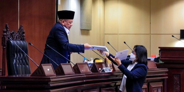 DPD RI Sahkan RUU Tentang Pelayanan Publik Sebagai RUU Inisiatif 